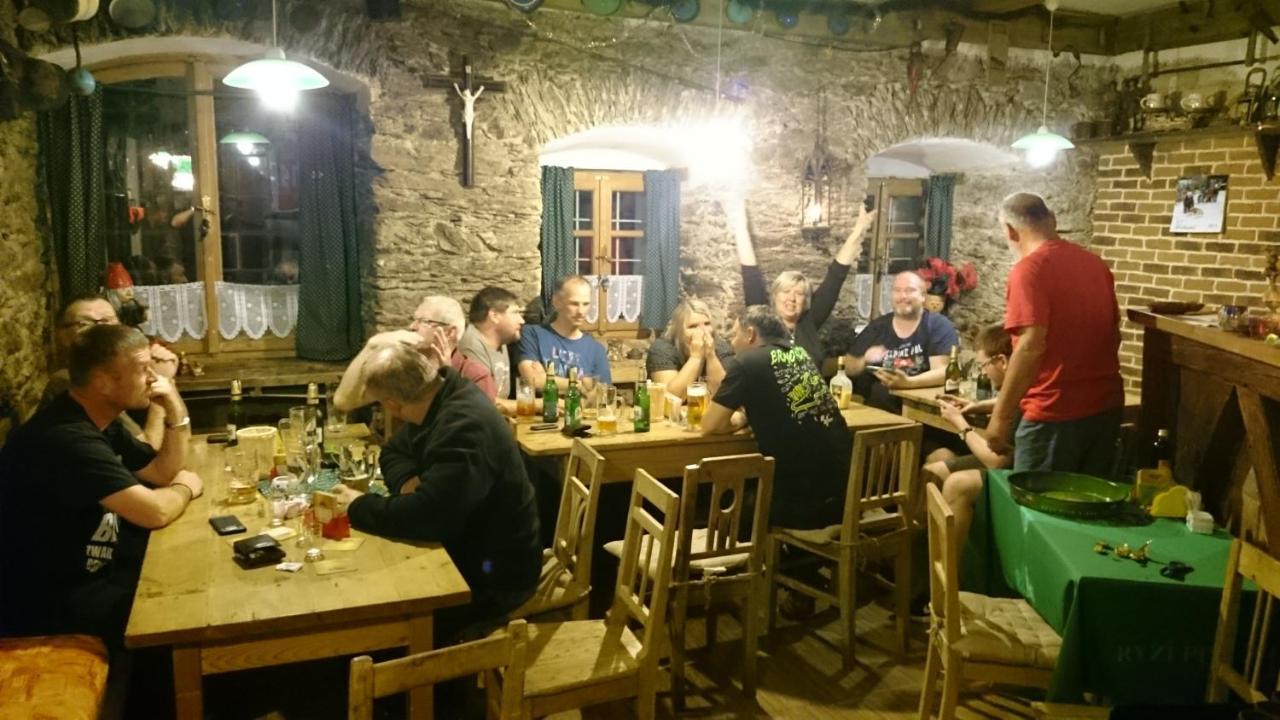 Roubenka Mlyn U Skaly Destne V Orlickych Horach Volne Terminy 5 Bytu Extérieur photo