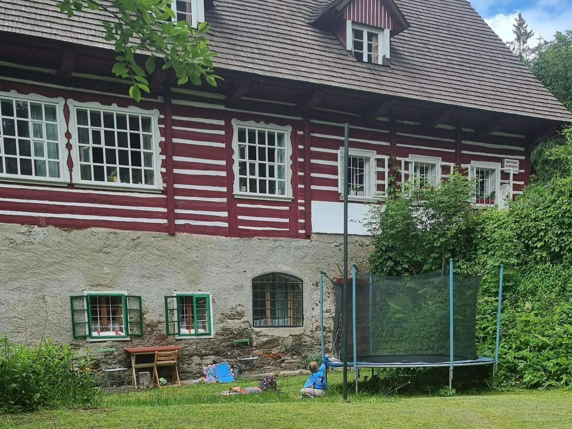 Roubenka Mlyn U Skaly Destne V Orlickych Horach Volne Terminy 5 Bytu Extérieur photo